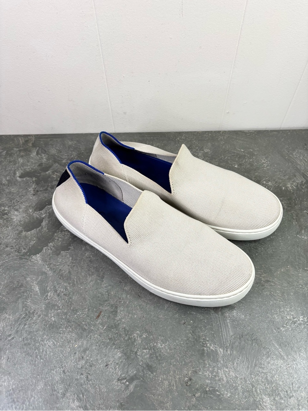 Rothy’s the original slip on sneaker sand washable size 9 women’s casual